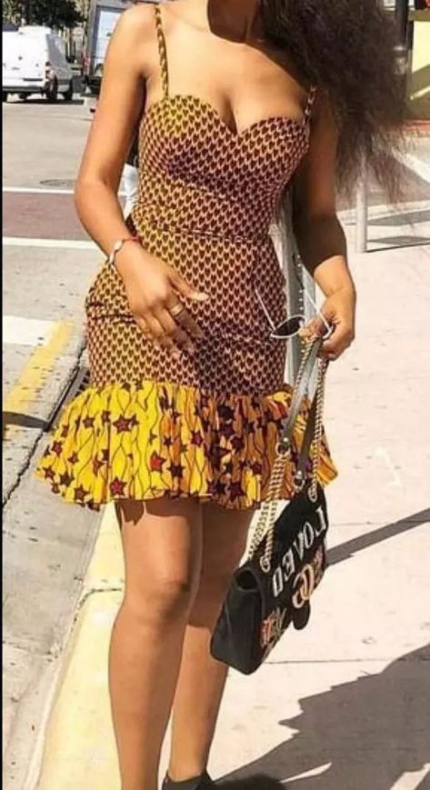 Chitenge Outfits, Kitenge Designs, Ankara Short Gown Styles, Dashiki Dress, Dress Ankara, African Print Clothing, Best African Dresses, Short African Dresses, African Fashion Skirts