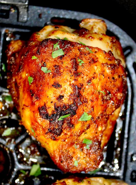 Chicken In Pickle Juice Recipe Air Fryer, Pickle Juice Chicken Air Fryer, Pickle Juice Brined Chicken, Pickle Juice Recipe, Airfryer Meals, Leftover Pickle Juice, Chicken Thigh Marinade, Crockpot Chicken Thighs, Air Fryer Chicken Thighs