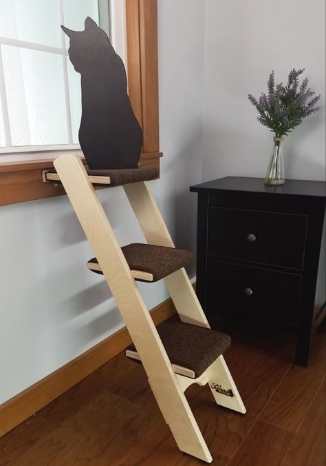 Cat Tree Makeover, Ladder Cat Tree, Cat Ladders, Katt Diy, Katt Grejer, Cat Ladder, Cat Stairs, Cat Patio, Diy Cat Tree