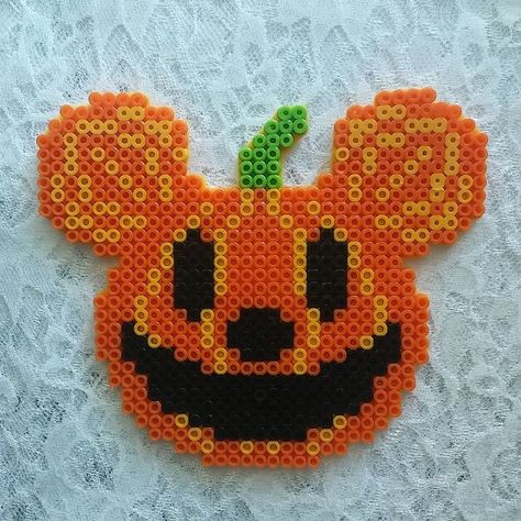 Hama Beads Halloween, Pumpkin Image, Halloween Perler, Perler Bead Designs, Perler Creations, Easy Perler Beads Ideas, Mickey Pumpkin, Fuse Bead Patterns, Art Perle