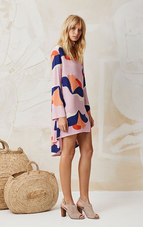 DESERT LILY BILLIE DRESS - NO EXCHANGE Modcloth Wedding Dress, Desert Lily, Bright Abstract Art, White Cocktail Dress, Dress H&m, Chiffon Evening Dresses, Long Sleeve Shift Dress, Women Long Sleeve Dress, Sophisticated Dress