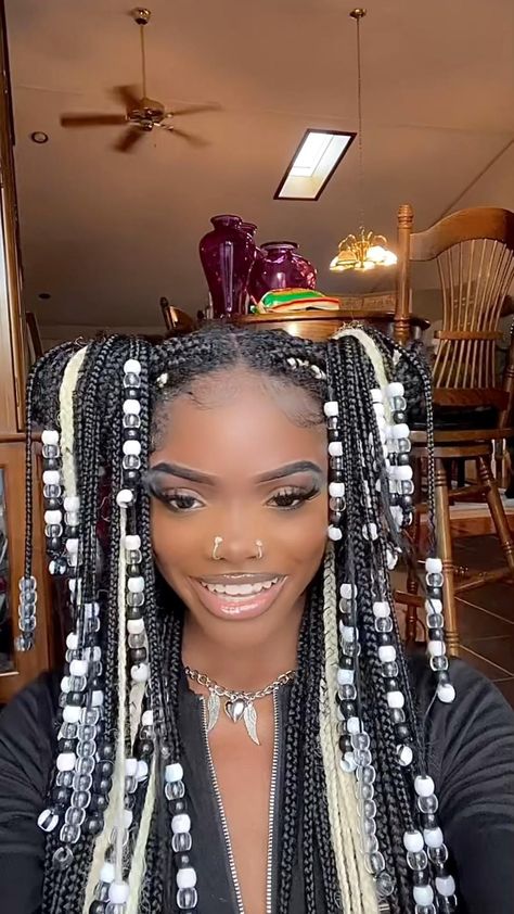 Colored Box Braids With Beads, Box Braids With Beads, Colored Box Braids, Cute Braids, Faux Locs Hairstyles, Box Braids Hairstyles For Black Women, Cute Braided Hairstyles, Cute Box Braids Hairstyles, Box Braids Styling