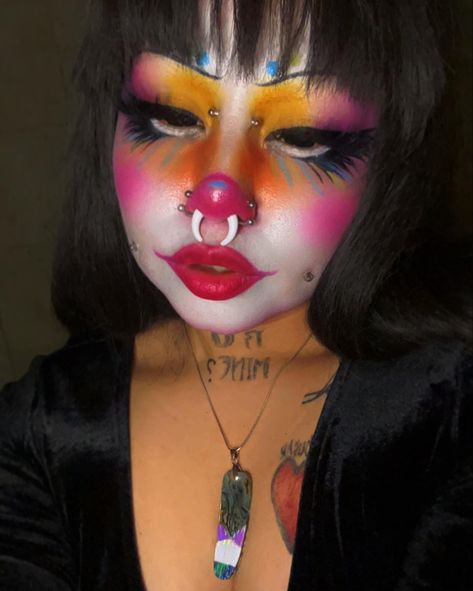 Cute Clown Makeup, Funky Makeup, Drag Make-up, Punk Makeup, Face Paint Makeup, Graphic Makeup, Rave Makeup, Halloween Makeup Inspiration, Swag Makeup