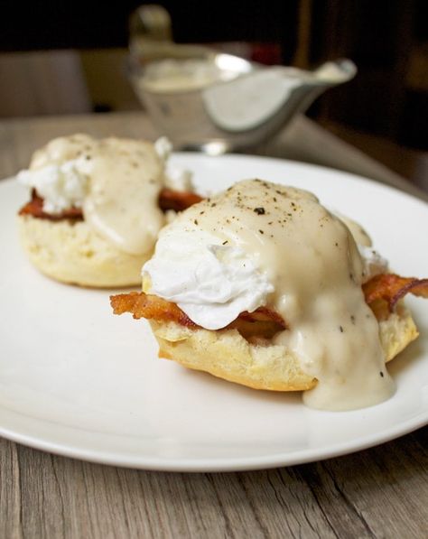 Southern Eggs Benedict with Biscuits, Bacon, and Gravy Bacon Biscuits, Eggs Benedict Recipe, Southern Breakfast, Breakfast Sandwich Recipes, Breakfast Specials, Classic Breakfast, Brunch Dishes, Sausage Gravy, Biscuits And Gravy