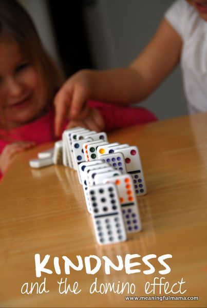 Kindness and the Domino Effect - This is not only a great post to help teach kids about kindness but also inspire everyone to pay it forward. Kindness Games, Character Building Activities, Kindness Lessons, Sunday School Object Lessons, Kindness For Kids, Character Lessons, Teaching Kindness, Kids Church Lessons, Kat Diy