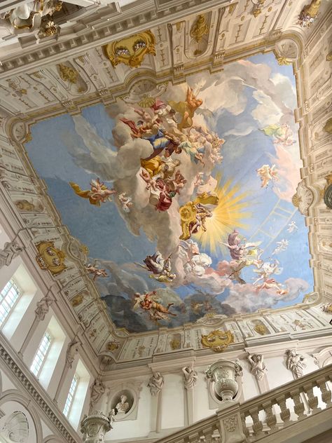 Art Ceiling Design, Paintings On Ceilings, Italian Ceiling Art, Castle Ceiling Aesthetic, Angelic House Aesthetic, Roman Ceiling Design, Cathedral Ceiling Painting, Painted Roof In Bedroom, Pretty Ceilings