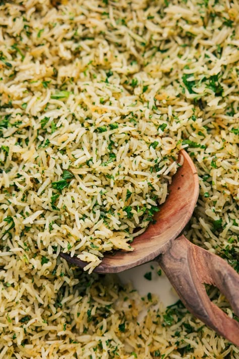 Rice With Parsley, Rice With Herbs Recipe, Healthy Seasoned Rice, Herb Rice Recipes Simple, Herbed Rice Recipes, Spices For Rice, Garlic Herb Rice Recipe, Herb Rice Recipes, Make Ahead Rice