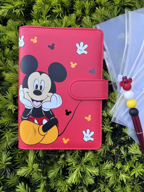 Cash Budget Envelopes, Office Desk Storage, Mickey Mouse Design, Disney Souvenirs, Money Saving Techniques, Mouse Crafts, Binder Cover, Budget Envelopes, Mickey Mouse Art