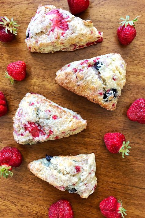 Mixed Berry Scones Mixed Berry Scones Recipe, Mixed Berry Scones, Berry Scones Recipe, Scones And Jam, Berry Scones, Chocolate Babka, Jaw Surgery, Veggie Bowl, Savory Soups