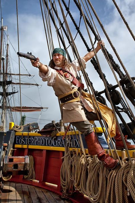 Pirate: Pirate Garb, Pirate Photo, Golden Age Of Piracy, Pirate Bay, Pirate Wench, Pirate Art, Pirate Adventure, Tall Ship, Pirate Life