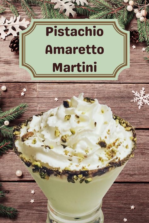 Christmas Dessert Martini, Cookie Dough Martini, Pistachio Drink Recipe, Creamy Martini Recipes, Pistachio Liqueur Drinks, Dessert Cocktail Recipes, Pistachio Cocktail, Fun Martini Recipes, Amaretto Martini