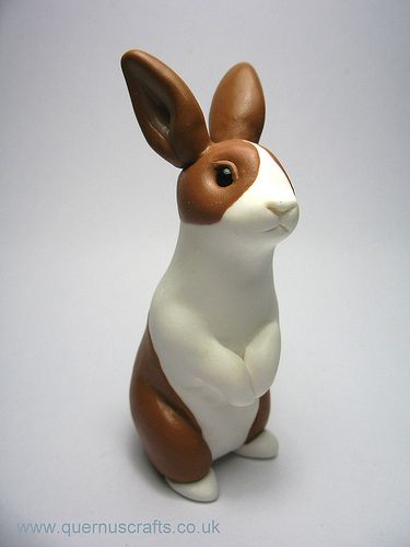 Bunny Sculpture Clay, Clay Rabbit Diy, Clay Rabbit Sculpture, Clay Bunny Easy, Fimo Rabbit, Polymer Clay Rabbit, Clay Bunnies, Easter Ceramics, Clay Date