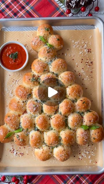 Suzy Hendrix on Instagram: "Pull-Apart Christmas Tree 🥖🎄
I fell in love with this song, saved it, and waited for the holiday season to make this. I hope you enjoy it as much as I do 😌🫶🏻

Cheese stuffed mini bread baked golden, brushed with a quick herb butter, & served with warm marinara. Full recipe is in story highlights 🤗

Who’s ready for more holiday platters?

SAVE • SHARE • TAG A FRIEND" Crescent Pull Apart Tree, Tear And Share Christmas Tree, Cheese Stuffed Christmas Tree Bread, Christmas Tree Bread Appetizer, Christmas Tree Mozzarella Bread, Christmas Tree Spinach Pull Apart Bread, Pull Apart Christmas Tree Bread Crescent, Pull Apart Christmas Tree Bread, Pull Apart Bread Appetizer