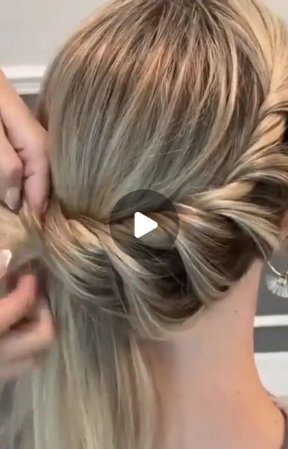 Diy Medium Hair Updos, Easy Diy Hair Updos, Easy Fancy Updos For Medium Hair, Hair Updos Easy Wedding, Easy Bridesmaid Hair, Short Hair Braids Tutorial, How To Do An Updo Yourself, Easy Hair Updos For Beginners, Hair Styles Simple