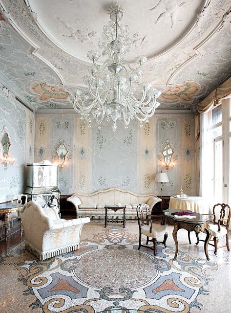 the style saloniste: Elegantissimo! ‘Venetian Chic’ Is The Must-Have New Style Book by Acclaimed Venetian Hotelier Francesca Bortolotto Possati Venetian Decor, Venetian Palazzo, Parisian Architecture, Gorgeous Places, Handmade Chandelier, Sitting Rooms, Palazzo Style, Italian Interior, Small Room Design