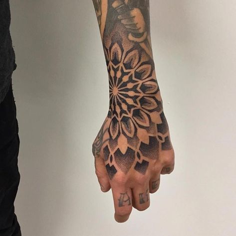 175 Best Hand Tattoo Ideas with Meanings! - Wild Tattoo Art Geometric Tattoo Hand, Unique Hand Tattoos, Mandala Hand Tattoos, Geometric Mandala Tattoo, Henna Designs For Men, Wild Tattoo, Muster Tattoos, Elbow Tattoos, Skeleton Hand Tattoo