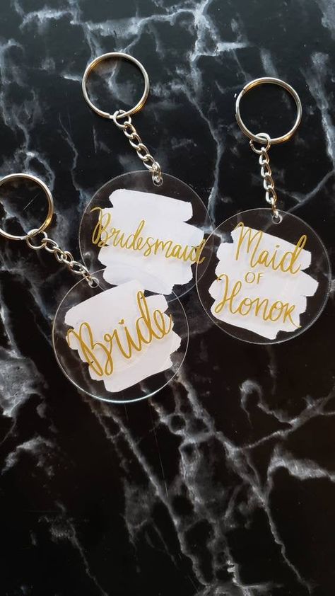 Bridesmaid Keychain Diy, Bachelorette Keychains, Bridal Keychain, Maid Of Honor Gift Ideas To Bride, Bridesmaid Keychain, Bride Keychain, Cheap Bridesmaid Gifts, Wedding Keychain, Gold Keychain