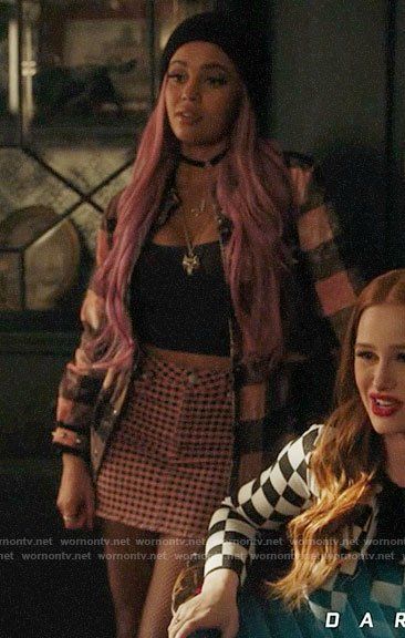 Toni’s pink checked shirt and skirt on Riverdale.  Outfit Details: https://wornontv.net/160580/ #Riverdale Toni Topaz Outfits, Toni Topaz, Riverdale Fashion, Cheryl Blossom Riverdale, Riverdale Aesthetic, Shirt And Skirt, Vanessa Morgan, Where To Buy Clothes, Tv Show Outfits