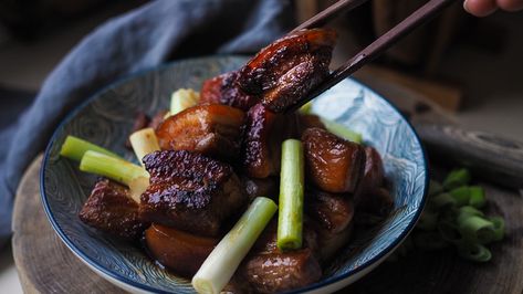 MELTING Kakuni Japanese Pork Belly (Slow Cooker, Pressure Cooker or Stovetop!) Pork Belly And Rice, Japanese Pork Belly, Chinese Pork Belly, Slow Cooker Pork Belly, Wednesday Dinner, Chicken Barbecue, Barbecue Recipe, Pot Food, Chinese Pork