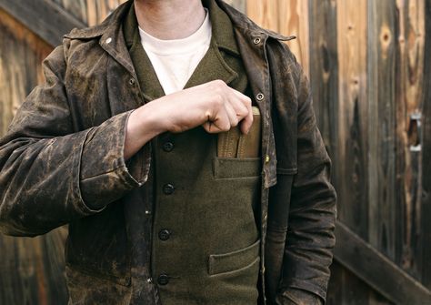 Filson Father’s Day Gift Guide 2015 Filson Vest, Filson Jacket, Vest Outfits Men, Western Vest, Vest Outfits, Brown Aesthetic, Gift Guides, Seattle Washington, Leather Goods