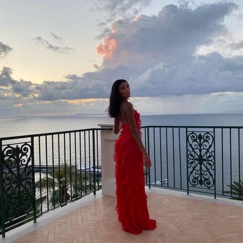 DANA EMMANUELLE-JEAN NOZIME (@dananozime) • Instagram photos and videos Teal Dress, Fancy Dress, Long Skirt, Red Formal Dress, Graduation Dress, One Shoulder Formal Dress, One Shoulder Dress, Long Dress, Slip Dress