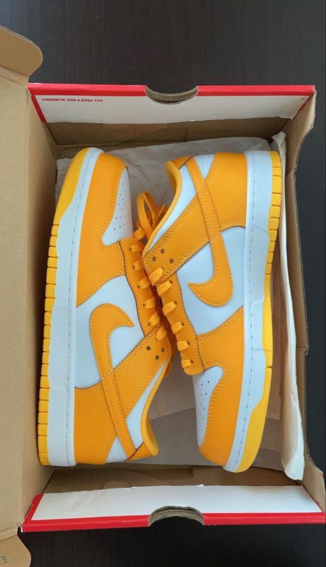 Laser Orange Dunks, Dunk Low Orange, Cheap Jordan Shoes, Nike Air Jordan Shoes, Trendy Shoes Sneakers, White Nike Shoes, Jordan Shoes Girls, All Nike Shoes, Shoes Sneakers Jordans