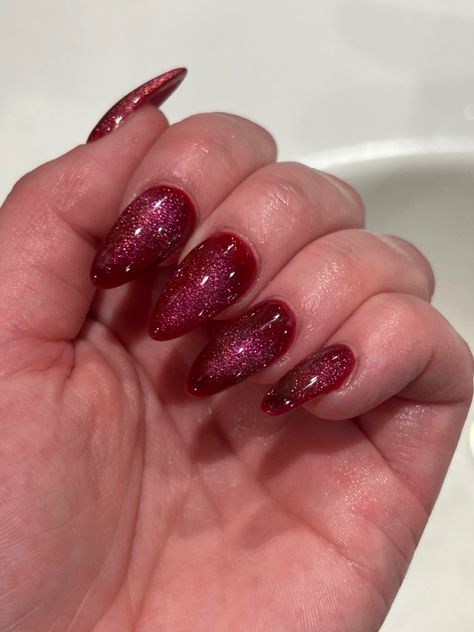 Cat Eye Acrylic Nails, Eye Acrylic Nails, Red Cat Eye Nails, Pink Cat Eye Nails, Nomi Malone, Birthday Mama, Cute Almond Nails, Red Cat Eye, Berry Nails