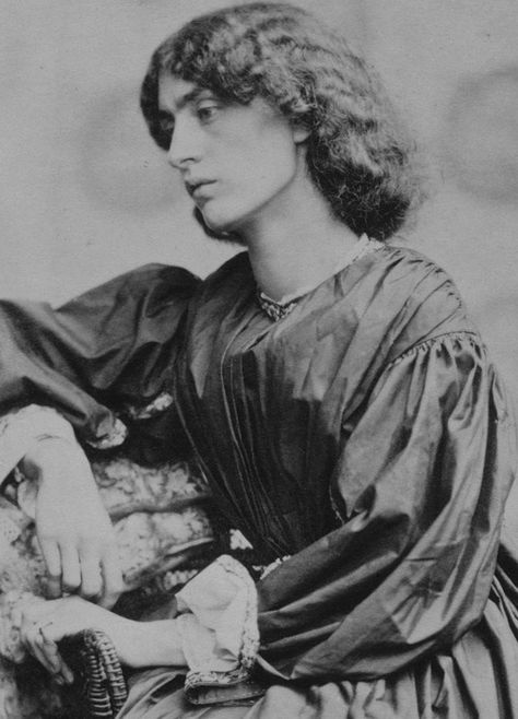 U.K. Jane Morris, William Morris' wife and Pre-Raphaelites' muse Elizabeth Siddal, Jane Morris, Kelmscott Press, Pre Raphaelite Brotherhood, Pre Raphaelite Art, Edward Burne Jones, Dante Gabriel Rossetti, John Everett Millais, John William Waterhouse