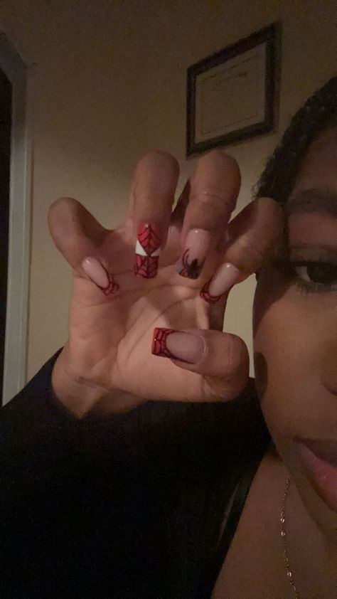 Acrylic Nails Ideas Spiderman, Medium Small Nails Acrylic, Nail Ideas Short Spiderman, Cute Aesthetic Nails Acrylic, Acrylic Nail Designs Spiderman, Cute Nails Acrylic Hello Kitty, Square Nails Spiderman, Spider Man Nails Short Square, Nails Acrylic For School