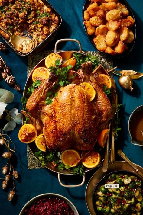 Nigella Christmas, Chestnut Stuffing, Nigella Lawson Recipes, Chestnut Recipes, Christmas Roast, Roast Turkey Recipes, Christmas Turkey, Roast Turkey, Cooking Advice