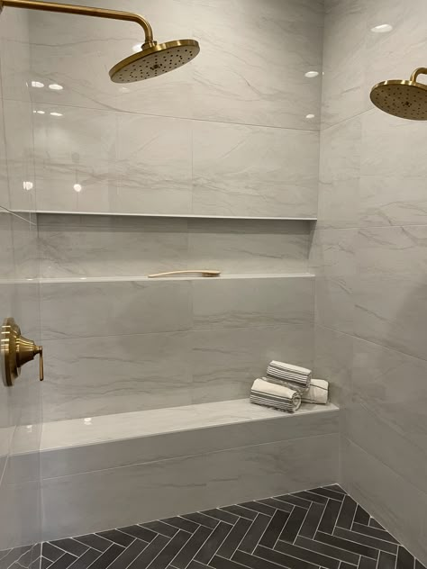 Shampoo Shelf In Shower Cubbies, Elegant Shower Tile Ideas, Feature Wall Shower Tiles, White Grey Marble Bathroom, Porceline Tile Bathroom Master Bath, Shower Wall Tile Patterns, Wall To Wall Shower Niche, Master Bathrooms Showers, Tile Master Shower Walk In