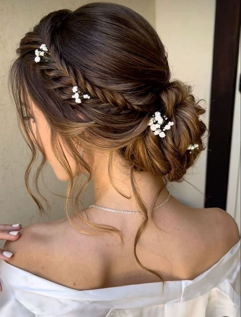 Wedding Hair Updo Elegant Classy, Brunnete Hairstyle Wedding, Self Bridal Hairstyles, Wedding Hairstyles Brunette Medium, Wedding Styles For Medium Length Hair, Messy Prom Hair Updo, Prom Hair Styles Short Hair, Short Hair Formal Updo, Wedding Hairstyles Black Hair