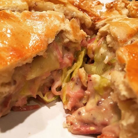 Ham, leek and mustard pie – The Gourmet Gays Ham And Leek Recipes, Ham Pie Recipe, Chicken And Ham Pie, Ham And Leek Pie, Ham Pie, Leek Pie, Meat Pie Recipe, Kids Dinner, Irish Cuisine