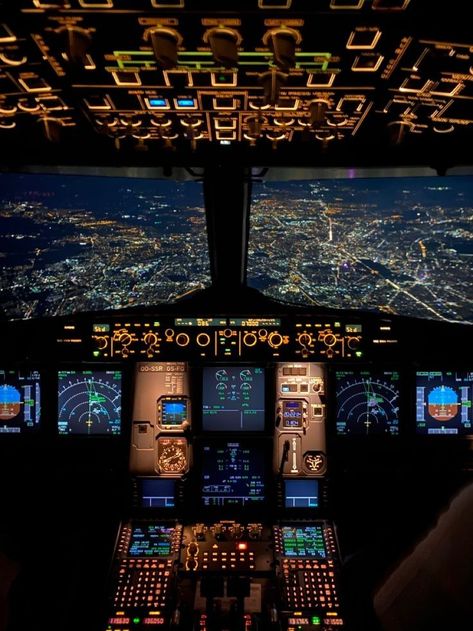 View #$ Pilot School Aesthetic, Aviation Motivation, The Plane, Iphone Wallpaper Airplane, Cockpit View, Plane Wallpaper, View At Night, Pilot Career, Aviation Education