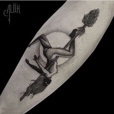 12k Likes, 97 Comments - 🌛 Logo by @IrenHorrors 🌜 (@darkartistries) on Instagram: “The pole witch 😹 @danibdo” Scary Tattoo Ideas, Skin Logo, Skull Butterfly, Tattoos Inspiration, Witch Tattoo, Scary Tattoos, Pin Up Tattoos, Dream Tattoos, Dope Tattoos