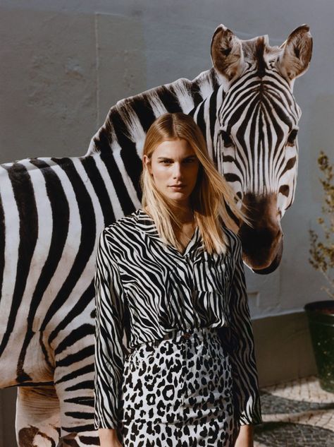 Marcin Kempski for Vogue Poland with Clarence Haaster Giraffe Tail, Jungle Style, Alfred Stieglitz, Animal Print Outfits, Ava Gardner, Animal Print Fashion, Safari Style, African Culture, Animal Fashion