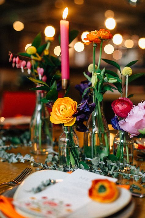 Image by Beatrici Photography Bright Wedding Flowers, Orange Wedding Flowers, Summer Centerpieces, Jewel Tone Wedding, Boda Mexicana, Modern Wedding Inspiration, Rainbow Wedding, Wedding Table Flowers, Bright Wedding