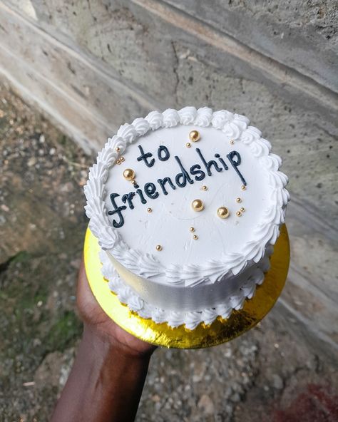 Would you categorise your friendship as goals? Show your appreciation to them with this adorable bento cake 🎂 🥰 #cake #cakedecorating #cakes #birthdaycake #chocolate #food #dessert #cakesofinstagram #birthday #cakedesign #instafood #baking #foodporn #yummy #cakestagram #homemade #love #sweet #instacake #bakery #cupcakes #foodie #cakeart #delicious #chocolatecake #pastry #instagood #foodphotography #happybirthday #cakelover Cake For Friendship, Bakery Cupcakes, Chocolate Food, Bento Cake, Princess Tiana, Cake Lover, Cake Designs Birthday, Food Dessert, Cake Art