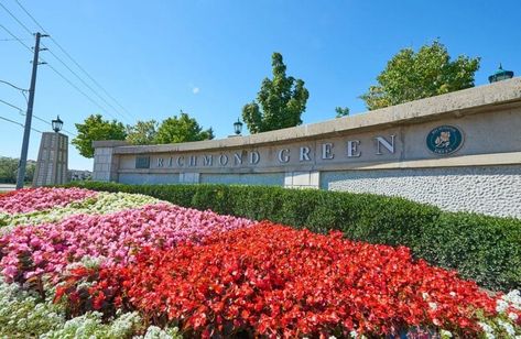 Richmond Hill, Tourist Spots, The Crazy, Shopping Center, Ontario Canada, Ontario, Things To Do, Good Things, House Styles