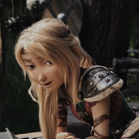 Astrid Httyd Icon, Astrid From How To Train Your Dragon, How To Train Your Dragon Astrid, Astrid How To Train Your Dragon, Astrid Hairstyle, Astrid Cosplay, Emory Scott, Httyd Toothless, When September Ends