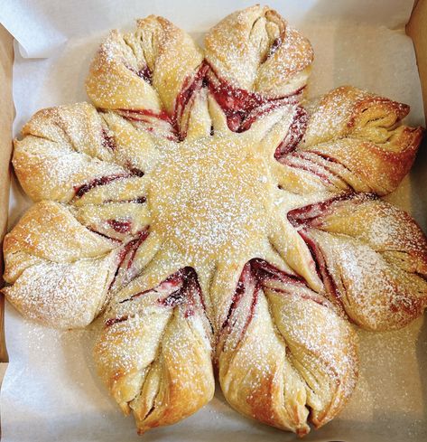 Sourdough Star Bread – Fresh Foodie Mama Pantry Mama Star Bread, Sourdough Star Bread, Sourdough Valentines Day, Cranberry Orange Cream Cheese, Star Bread Recipe, Pantry Mama, Sourdough Brioche, Cream Cheese Swirl, Recipe Using Sourdough Starter