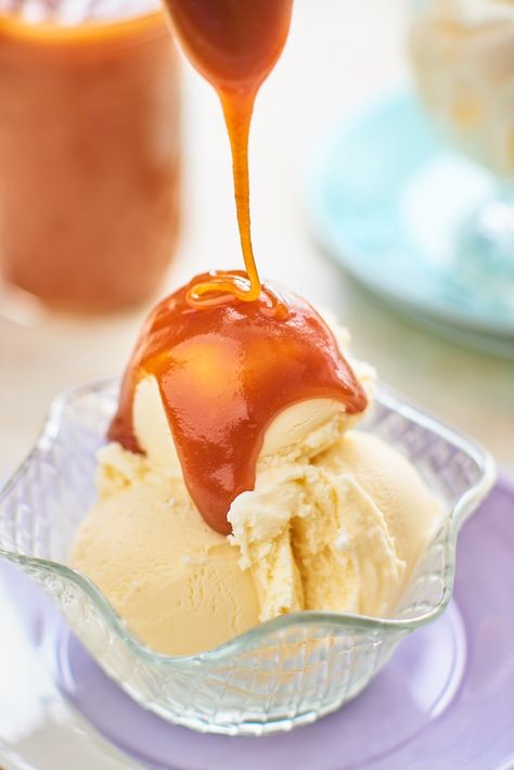 Recipe: Buttermilk Caramel Sauce — Easy Dessert Recipes #_Quick_ #_Sugar_ #_Children_ #food #spiralizer Dry Caramel, Buttermilk Caramel, Buckwheat Cake, Butterscotch Sauce, Easy Dessert Recipes Quick, Caramel Recipes Sauce, Cake Simple, Sea Salt Caramel, Chocolate Dessert Recipes