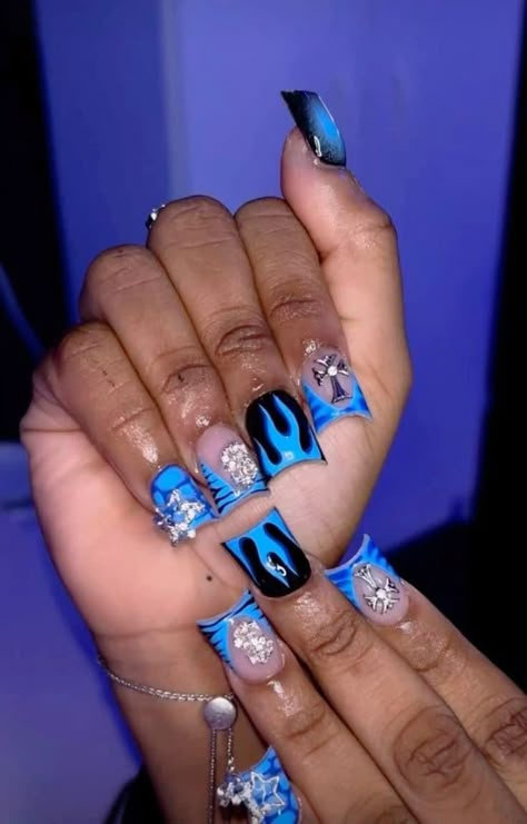 Shortie Nails Black Women, Rip Nail Designs, Blue Duck Nails Acrylic, Rod Wave Nail Ideas, Short Duck Nails Design Ideas, Short Duckies Nails, Blue Junk Nails, Blue Duck Nails, Duck Nail Ideas