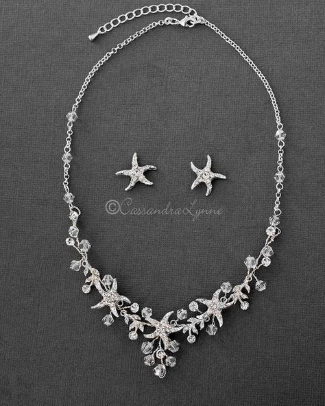 Beach Wedding Necklace, Beach Wedding Accessories, Beach Wedding Decorations Reception, Beautiful Beach Wedding, Beach Wedding Decorations, Starfish Necklace, Wedding Accessory, Free Beach, Crystal Accessories