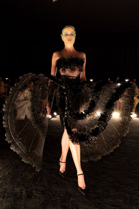 Schiaparelli Fall 2024 Couture Collection Schiaparelli 2024, Schiaparelli Couture, 2024 Couture, Runway Moments, Paris Fashion Week Runway, Black Flame, Runway Fashion Couture, Designer Runway, Collection Couture