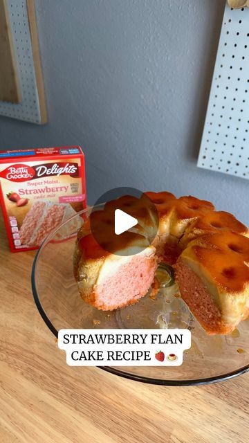 Impossible Flan Cake, Strawberry Flan Cake, Strawberry Flan Cake Recipe, Evaporated Coconut Milk, Moist Strawberry Cake, Flan Cake Recipe, Strawberry Flan, Flan Recipes, Impossible Cake