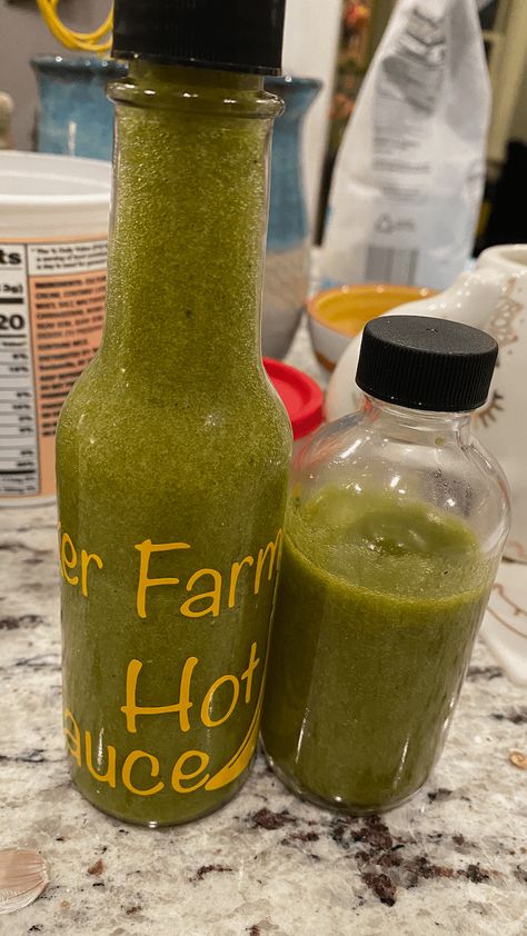 Hatch Chili Hot Sauce, 505 Southwestern Green Chili Recipes, Green Chili Peppers Recipes, Green Tomato Hot Sauce, Roasted Pepper Hot Sauce, Green Hot Sauce Recipe, Garlic Hot Sauce Recipe, Hatch Green Chili Salsa, Roasted Green Chili Sauce