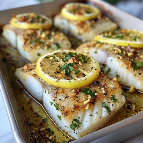 Baked Cod with Lemon and Garlic Garlic Baked, Baked Cod Recipes, Cod Fillets, Butter Biscuits, Roasted Root Vegetables, Cod Recipes, Baked Fish, Dessert Salads, Slow Cooker Soup