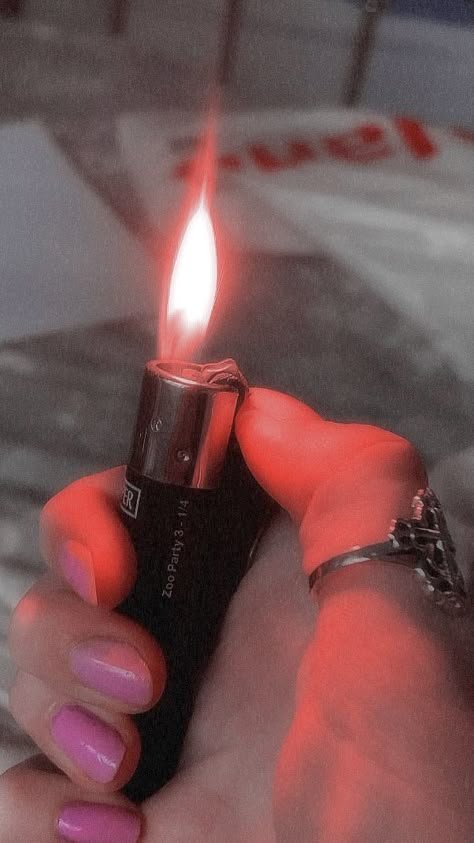 Pink Arson Aesthetic, Tylenol Aesthetic, Grunge Aethstetic, Red Lighter Aesthetic, Aesthetic Lighter Picture, Lighter Aesthetic Vintage, Aesthetic Lighter, Lighters Aesthetic, Arson Aesthetic