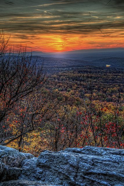 The Sun Sets on Autumn, Bears Den Overlook, Appalachian Trail, VA Virginia Is For Lovers, Image Nature, Sun Rises, Sun Set, Sun Sets, Appalachian Trail, To Infinity And Beyond, Beautiful Sunset, Amazing Nature